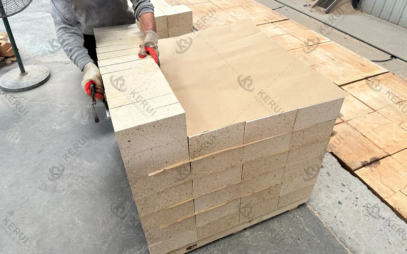 Separated SK40 Brick by Kraft Paper